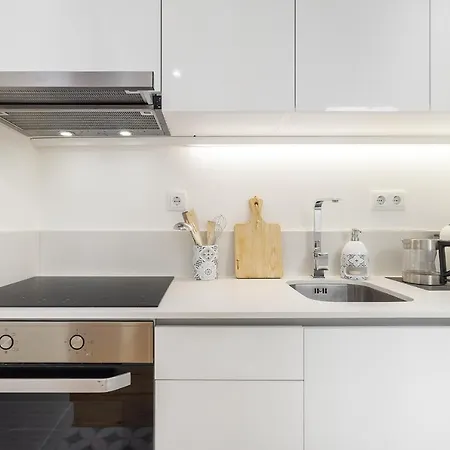 Whome Chic 1-bed W/ Patio Perfect To Explore דירה